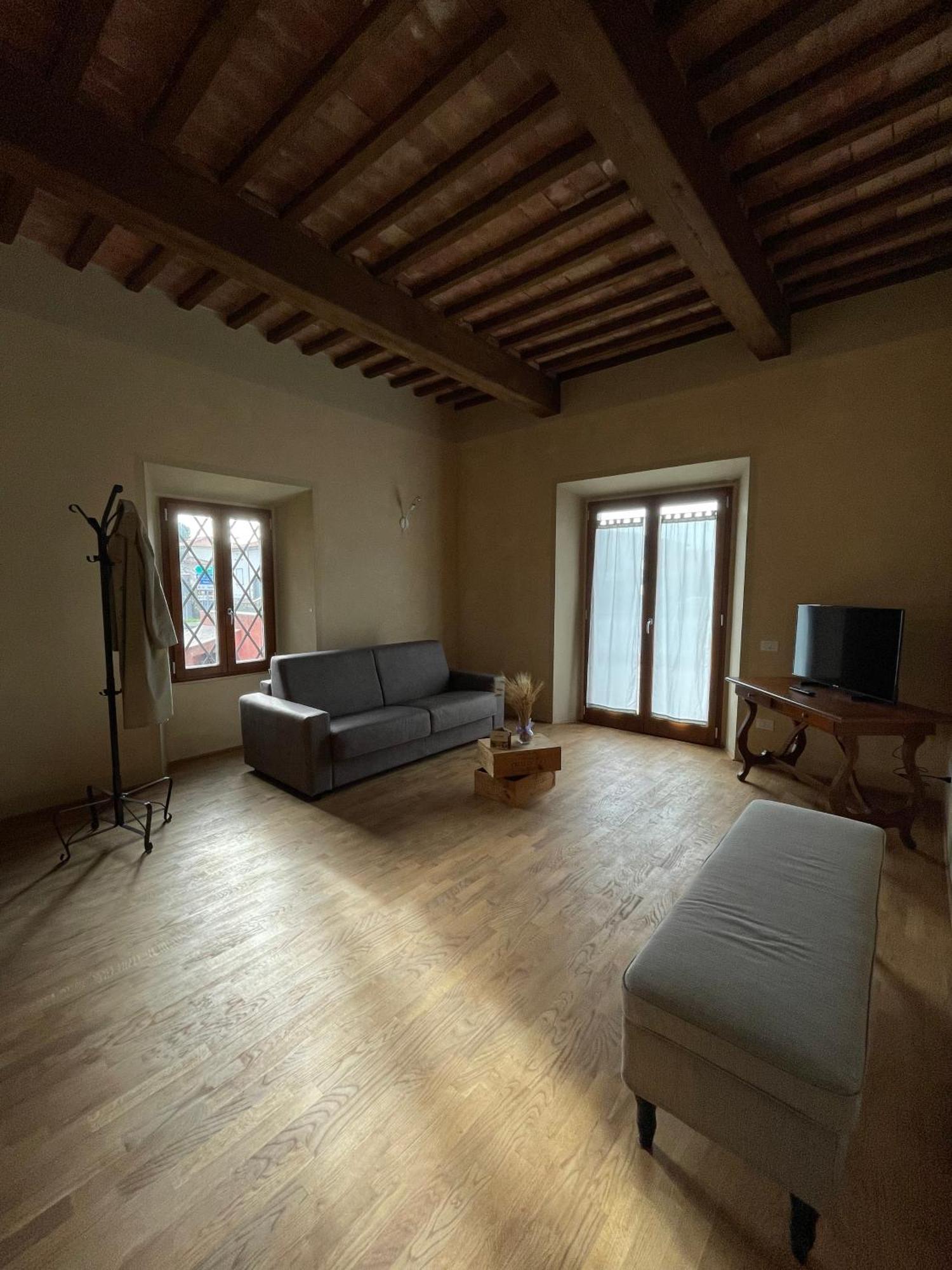 Casa Vacanze Le Due Torri Vada Exteriér fotografie